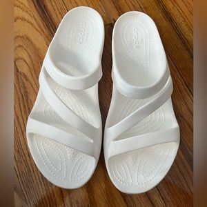 Crocs Sandals Women’s 9